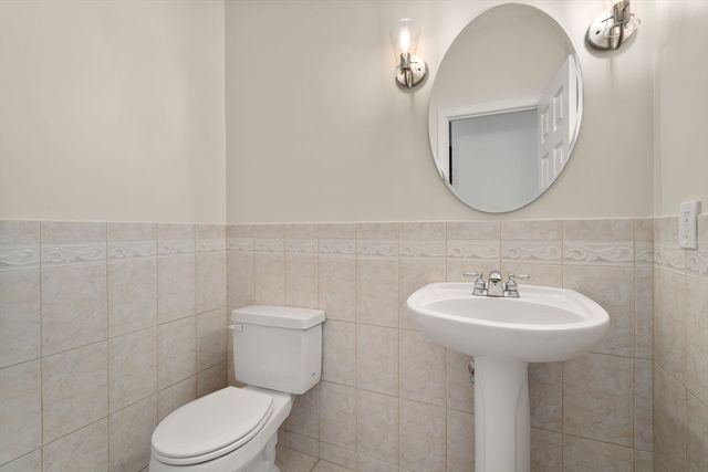532 Washington Street, Walpole, MA 02032