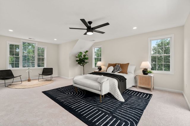 532 Washington Street, Walpole, MA 02032