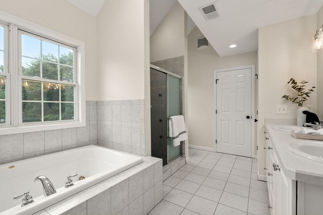532 Washington Street, Walpole, MA 02032