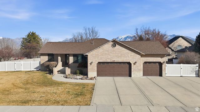 10071 S BINGHAM MINER CT, South Jordan, UT 84095
