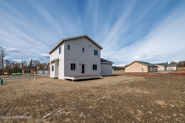 L11 B1 E Heartland Loop, Palmer, AK 99645