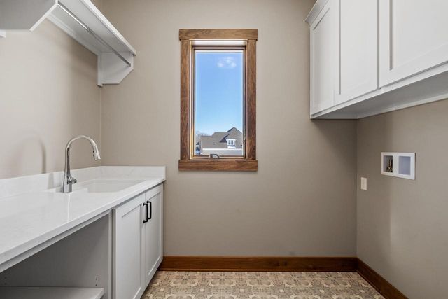 303 Fairway Meadows LANE, Sheboygan Falls, WI 53085