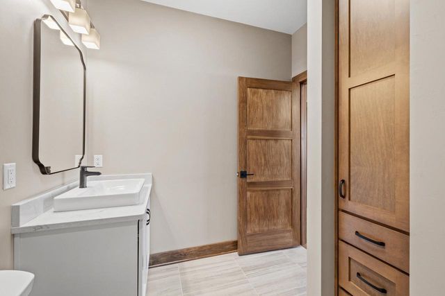 303 Fairway Meadows LANE, Sheboygan Falls, WI 53085