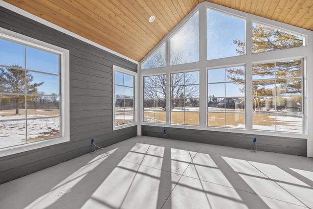 303 Fairway Meadows LANE, Sheboygan Falls, WI 53085