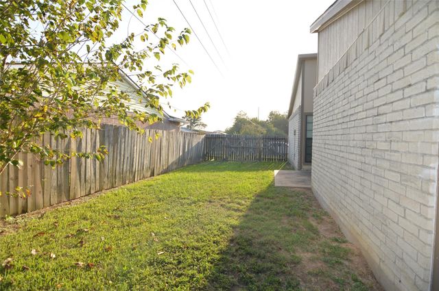 24014 Four Sixes Lane, Hockley, TX 77447