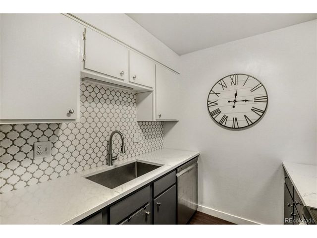 1313 N Williams St 301, Denver, CO 80218