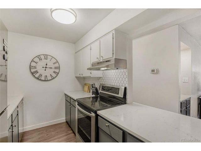 1313 N Williams St 301, Denver, CO 80218