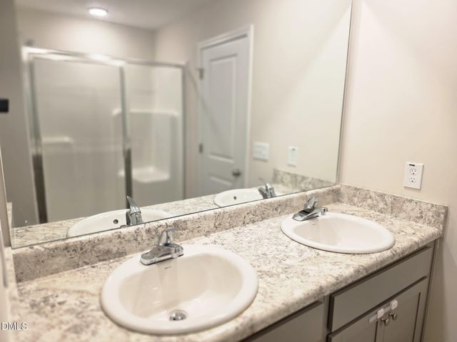 824 Old Angus Lane, Spring Lake, NC 28390