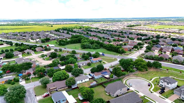 1309 Vinewood Drive, Mansfield, TX 76063