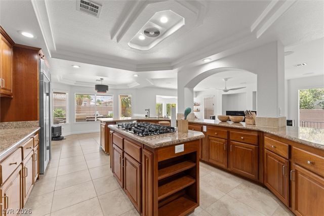 10986 Inverlochy Court, Las Vegas, NV 89141