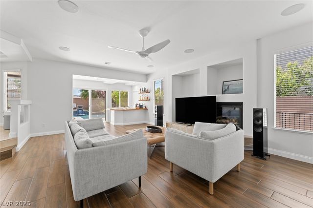 10986 Inverlochy Court, Las Vegas, NV 89141