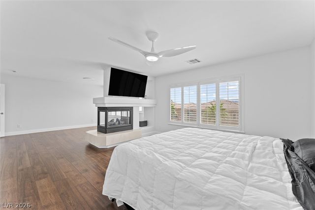 10986 Inverlochy Court, Las Vegas, NV 89141
