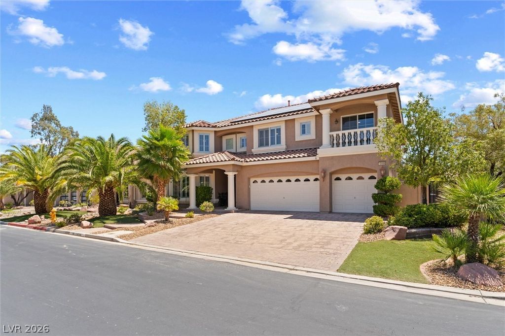 10986 Inverlochy Court, Las Vegas, NV 89141