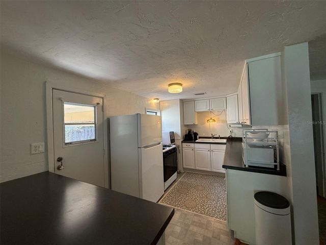 3205 NW 11TH STREET, Gainesville, FL 32609