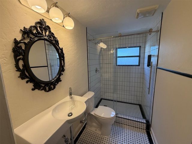 3205 NW 11TH STREET, Gainesville, FL 32609