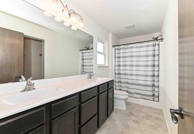 1337 Tower Hill PASS, Whitewater, WI 53190