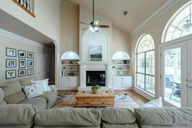 101 Deerwood Drive, Searcy, AR 72143