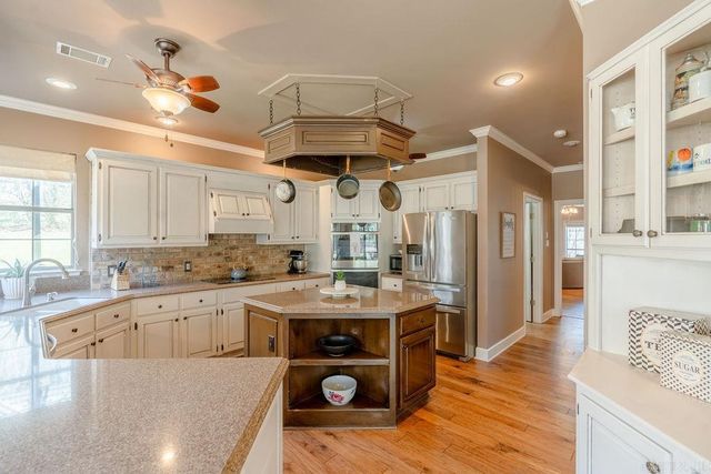 101 Deerwood Drive, Searcy, AR 72143