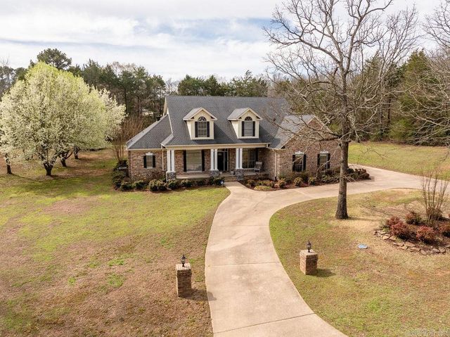 101 Deerwood Drive, Searcy, AR 72143