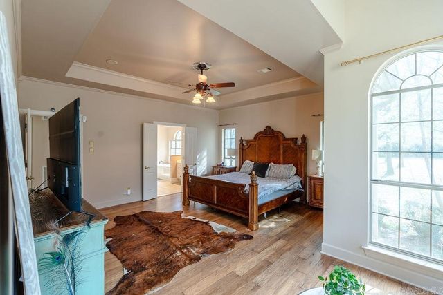 101 Deerwood Drive, Searcy, AR 72143