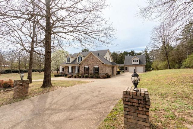 101 Deerwood Drive, Searcy, AR 72143