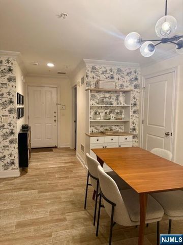 1625 Paterson Plank Road 1, Secaucus, NJ 07094