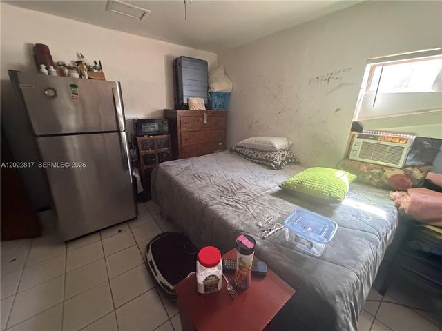 5740 Taylor Street, Hollywood, FL 33021