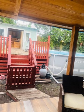 319 Olmito St, Alice, TX 78332