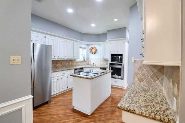 7502 Pine Wind Court, Humble, TX 77346