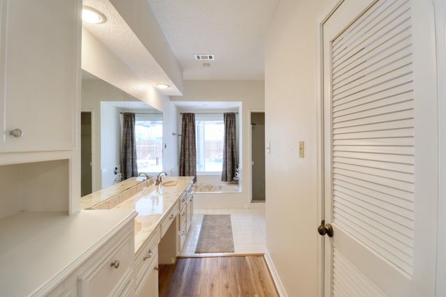 7502 Pine Wind Court, Humble, TX 77346