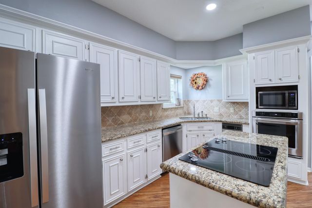 7502 Pine Wind Court, Humble, TX 77346