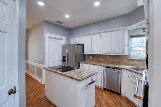 7502 Pine Wind Court, Humble, TX 77346