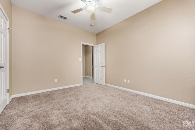 9713 Mona Lisa Lane, Bakersfield, CA 93312