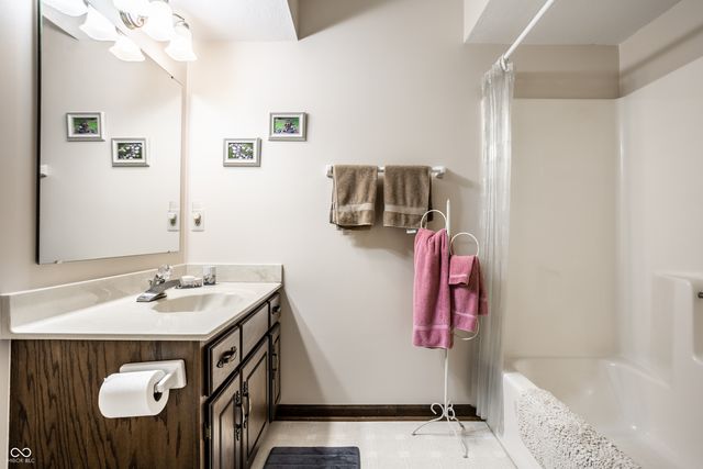 2720 Amherst Street, Indianapolis, IN 46268