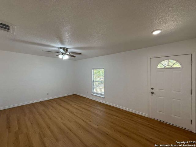 7026 settlers, San Antonio, TX 78238