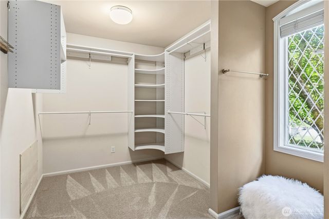 7214 204th Dr NE, Redmond, WA 98053