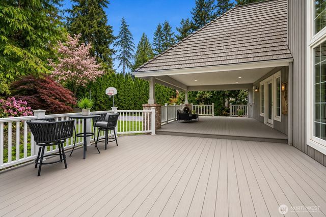 7214 204th Dr NE, Redmond, WA 98053