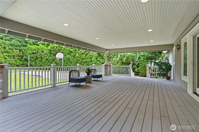 7214 204th Dr NE, Redmond, WA 98053