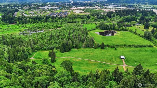 7214 204th Dr NE, Redmond, WA 98053