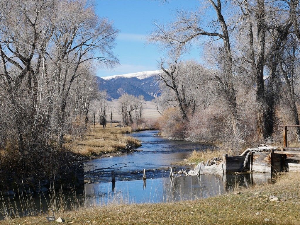 Address unavailable. photo 43