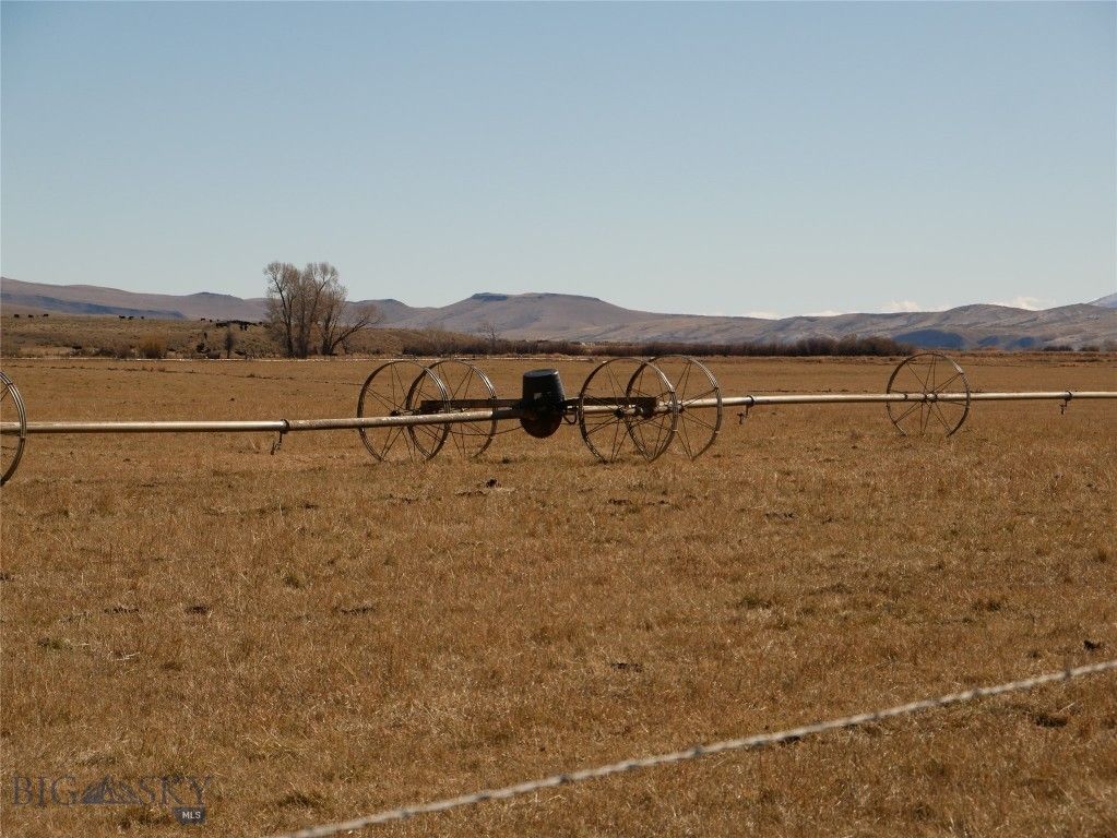 Address unavailable. photo 70