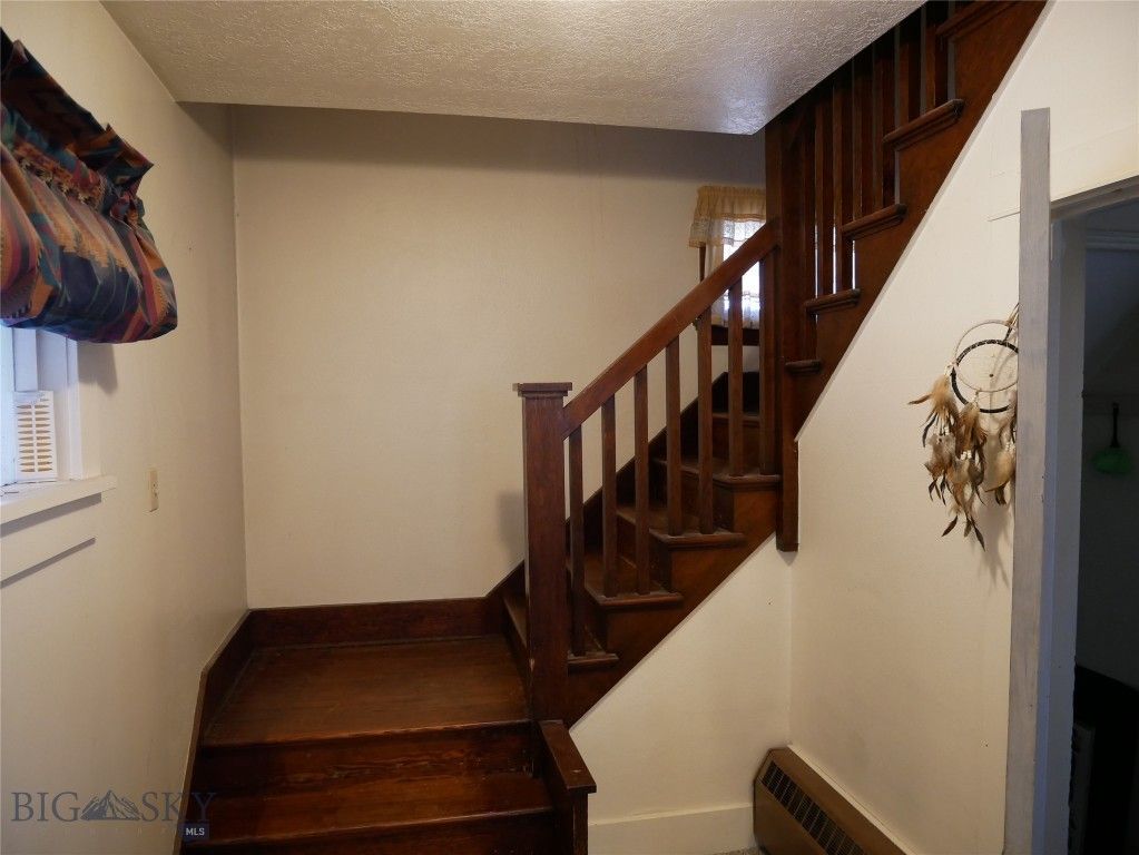 Address unavailable. photo 82