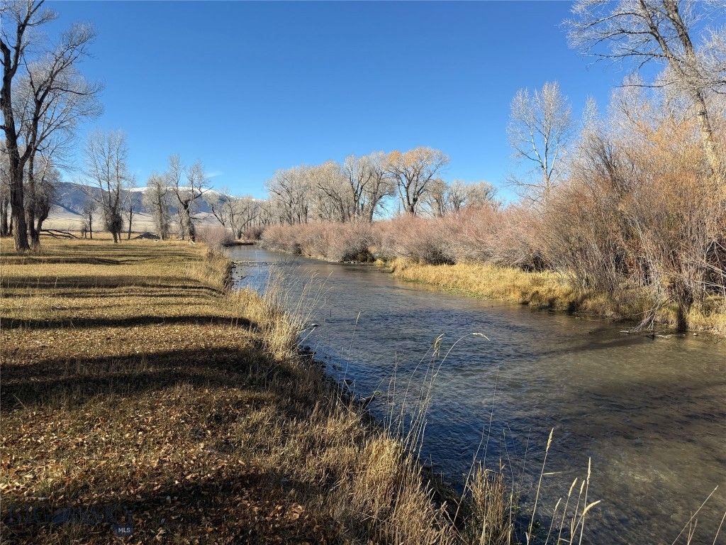 Address unavailable. photo 9