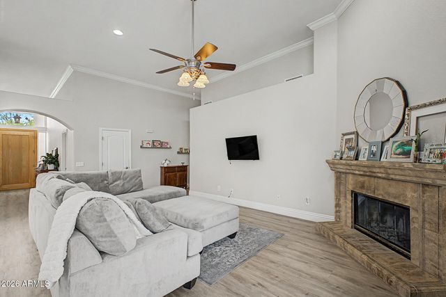 4242 E LUPINE Avenue, Phoenix, AZ 85028