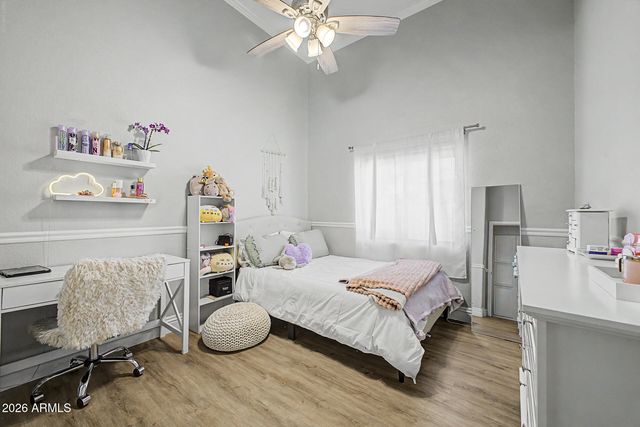 4242 E LUPINE Avenue, Phoenix, AZ 85028