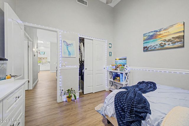4242 E LUPINE Avenue, Phoenix, AZ 85028