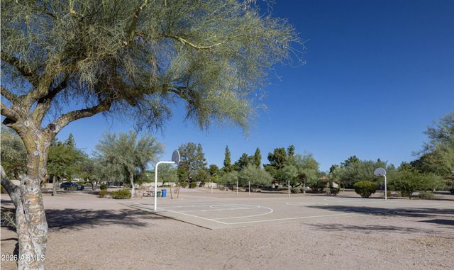 4242 E LUPINE Avenue, Phoenix, AZ 85028