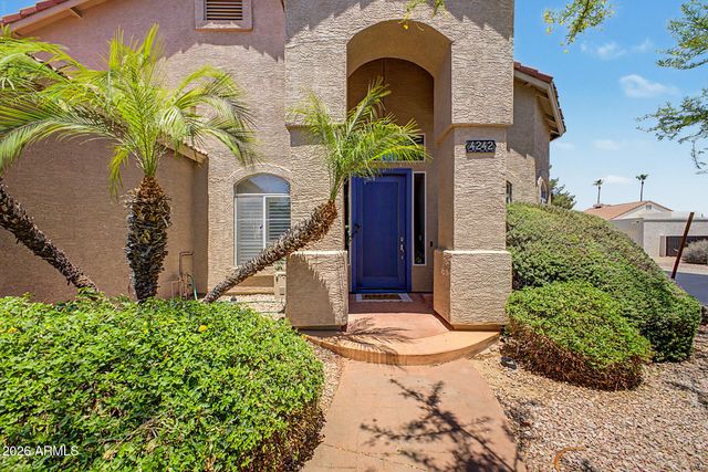 4242 E LUPINE Avenue, Phoenix, AZ 85028