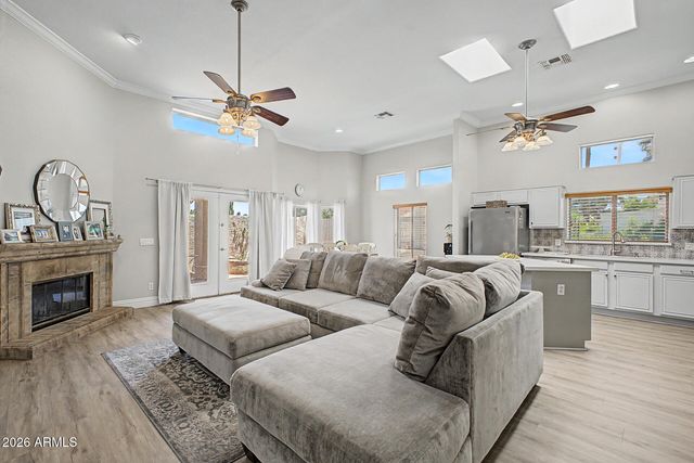 4242 E LUPINE Avenue, Phoenix, AZ 85028