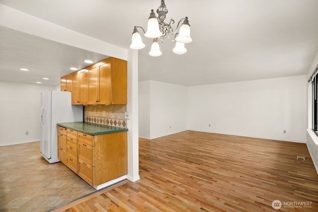 616 S 25th Street, Renton, WA 98055